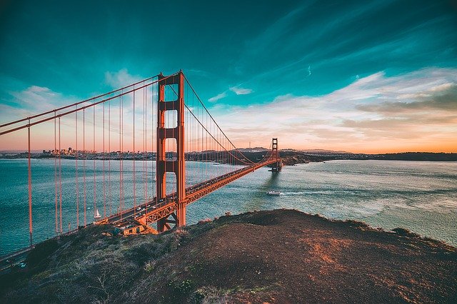 golden-gate-bridge-1081782_640